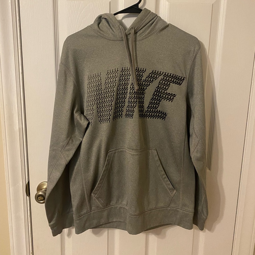 Nike Graphic Sweatshirt- Men’s Small